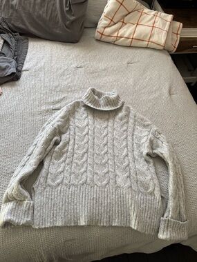 Cozy Cable Knit Turtleneck Sweater in Light Gray